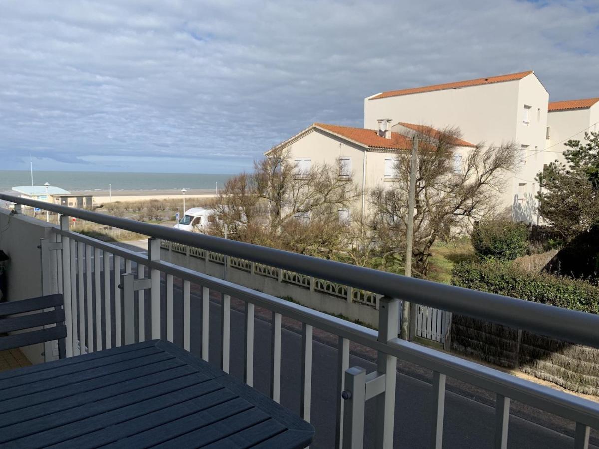50M De La Plage - Appart Pour 4 - Balcon نوتر دام دي مونتس المظهر الخارجي الصورة